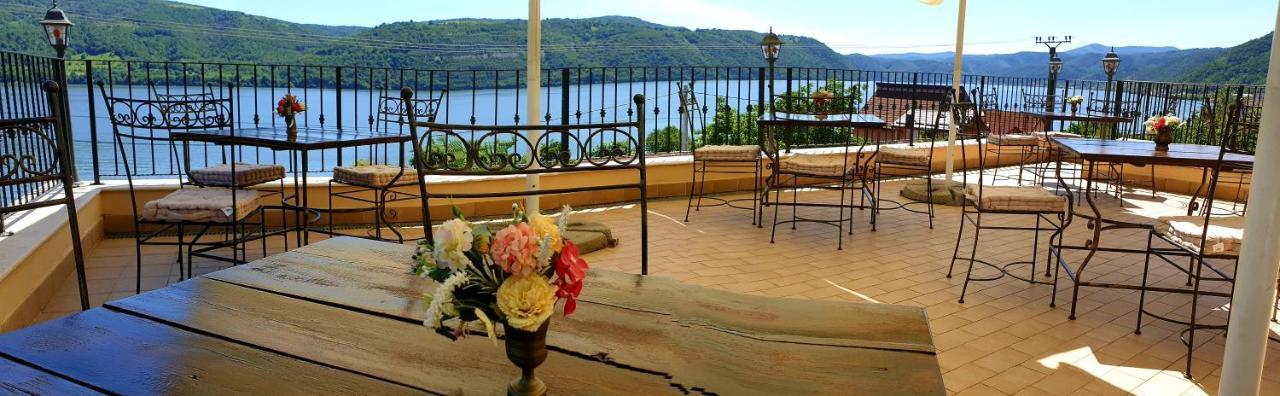 Pensiunea Casa Mircea & Restaurant Ieşelniţa エクステリア 写真